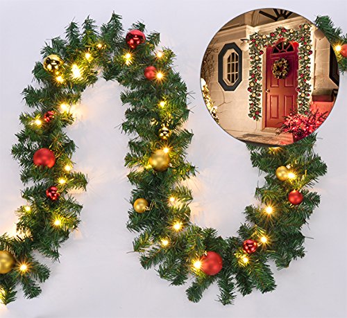 LED Weihnachtsgirlande mit Christbaumkugeln 5 Meter innen + außen in naturnaher Tannenoptik für innen und außen von Benelando