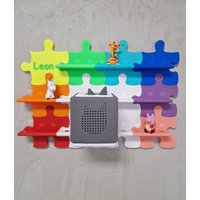 Rainbow Tonie Shelve With 8 Additional Puzzle, Name Logan On Purple von BenksKreativshop