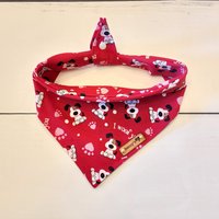 Valentinstag Hundehalstuch Pink Heart Paw Bandana Tie & Snap Urlaub Welpen Schal Hund Geschenk Welpe Rot Rosa von BennysPetBoutique