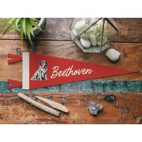 Personalisierte Bernhardiner Hund Name Filz Wimpel | Vintage-stil Banner Flagge, Ihr Haustier, Besitzer Geschenk, Hundeliebhaber Zeichen von BenoitsDesignCo