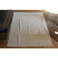 Leinen - Tischdecke Groß Ca. 150 X 123 cm An 2 Seiten Mit Handgehäkelter Spitze , Tafeldecke, Vintage, West Germany, Linen Tablecloth Leinen - Tischdecke Groß Ca. 150 X 123 cm An 2 Seiten Mit Handgehäkelter Spitze , Tafeldecke, Vintage, West Germany, Linen Tablecloth von BensGermanVintage
