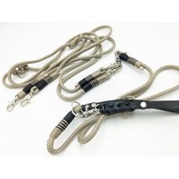 Koppelset Für Hunde | Zwillingsleine in Tan Mit Lederhandschlaufe Umhängeleine 3M Gesamtlänge Personalisierbar Namen von BenzoDesign