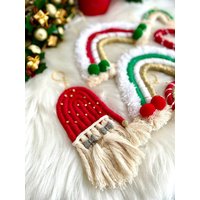 Makramee Weihnachtsmann Weihnachtsschlüsselbund, Weihnachtsdekorationen, Weihnachtsverzierungen, Frohe Weihnachtsgeschenke, Zuckerstange von BerelDesignFavors