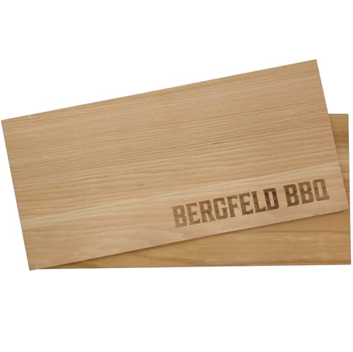Bergfeld BBQ – 2 Stück XL Zedernholzbrett zum Grillen – Räucherbretter aus 100% natürlichem US Western Red Cedar Holz – mehrfach verwendbar – für besonderes Grillaroma Bergfeld BBQ – 2 Stück XL Zedernholzbrett zum Grillen – Räucherbretter aus 100% natürlichem US Western Red Cedar Holz – mehrfach verwendbar – für besonderes Grillaroma von Bergfeld BBQ BBQ & GRILL ACCESSOIRES