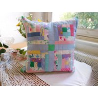 Handgemachtes Hellblaues Patchworkkissen , Kissenbezug 45x45 Log Cabin Kissen von BerlinBagsHome