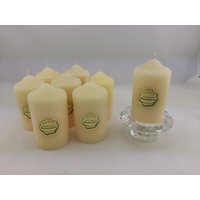 4 Stumpenkerzen Weiß Aus 100 % Gebleichtem Bienenwachs, Handgegossen 4 Stumpenkerzen Weiß Aus 100 % Gebleichtem Bienenwachs, Handgegossen von BernhardsWerkstaette