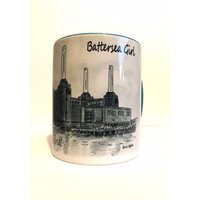 Battersea Girl Born & Bred Power Station 11 Unzen Porzellanbecher Von Künstler Bernie Wighton. Ideales Geschenk Für Ein Girl Battersea Girl Born & Bred Power Station 11 Unzen Porzellanbecher Von Künstler Bernie Wighton. Ideales Geschenk Für Ein Girl von BernieShop
