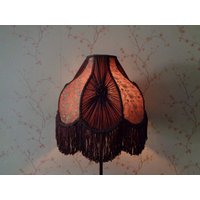 Handgemachte Braune Plissee Lampenschirm Retro Stoffschirm Handgemachte Braune Plissee Lampenschirm Retro Stoffschirm von BespokeByNikita