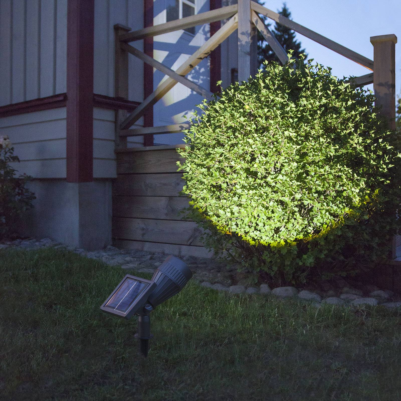 LED-Solarleuchte Powerspot, verstellbare Blende von STAR TRADING