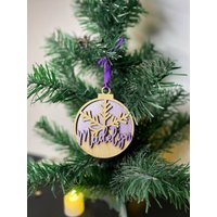 Personalisierte Christbaumkugel/Name Schneeflocke 2021 Ornament Weihnachtsgeschenk von BestWoodGiftStore