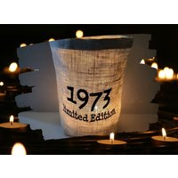 Besticktes Windlicht "Dein Jahr" + Limited Edition //Freie Farbwahl// - Lichtbeutel Kerzenglas Deko Garten Tischdeko Party Teelicht Laterne von Bestickend