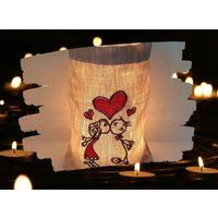 Besticktes Windlicht "Love Is in The Air" - //Freie Farbwahl// Lichtbeutel Kerzenglas Deko Geschenk Hochzeit Valentinstag Liebe Party Besticktes Windlicht "Love Is in The Air" - //Freie Farbwahl// Lichtbeutel Kerzenglas Deko Geschenk Hochzeit Valentinstag Liebe Party von Bestickend