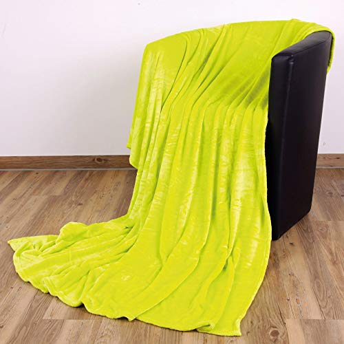 Bestlivings Kuscheldecke Wohndecke Celina - hochwertige Flauschige Decke, 150 x 200 cm - Grün von Bestlivings