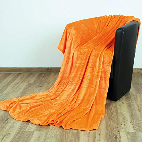 Bestlivings Kuscheldecke Wohndecke Celina, Tagesdecke für Sofa, Couch, Bett - hochwertige Flauschige Decke, 220 x 240 cm - Orange von Bestlivings