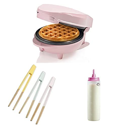 Bestron Mini-Waffeleiesen, inkl. Servierzangen-Set und Teigportionierer für 700ml mit Skala, Farbe Gerät: Rosa, Servierzangen: Mehrfarbig, Teigflasche: Weiß von Bestron