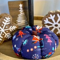 Versandfertig Handgemachter Stoff Kürbis Für Weihnachten Winter Feiertage Gestufte Tablett Deko Akzente Mittelstück Mix & Match Dein Eigenes Set von BethsWreathDesign