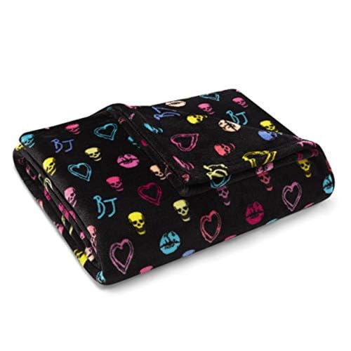 Betsey Johnson Home | Plush Collection | Überwurf – ultraweiches und gemütliches Fleece, leicht und luxuriös warm, perfekt für Bett oder Couch, Betsey Signature 50 x 70 von Betsey Johnson