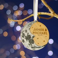 Silber Halbmond Personalisierte Weihnachtsbaum Bauble -/Zeder. Paare Erste Christbaumschmuck von BetsyBennLtd