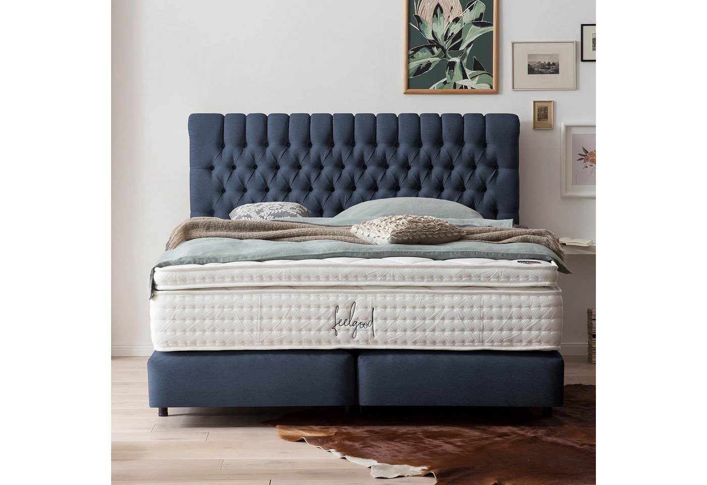 BettCo Boxspringbett Chester (in Marine Webstoff, 160 x 200 cm), Chesterfield-Design + optionaler Topper, Schwebeoptik von BettCo