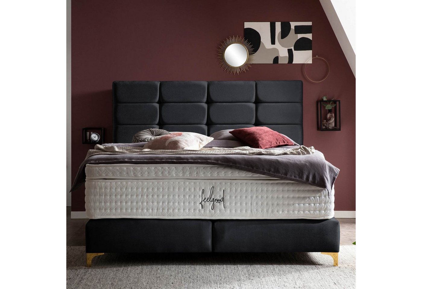 BettCo Boxspringbett Kansas (180 x 200 cm, in Schwarz Samt), Kachel-Design + optionaler Topper, Füße in Gold-Optik von BettCo