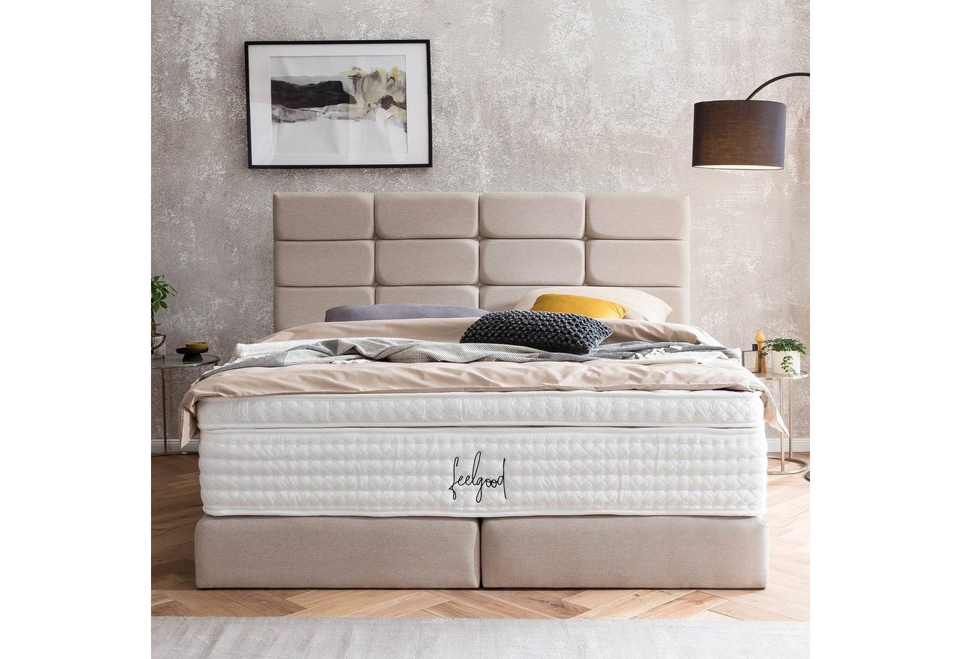 BettCo Boxspringbett Kansas (in Beige Webstoff, 140 x 200 cm), Kachel-Design + optionaler Topper, Gleiterfüße von BettCo