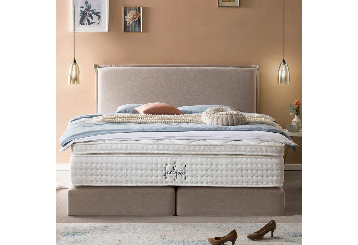 BettCo Boxspringbett London (in Beige Webstoff, 140 x 200 cm), Zeitloses-Design mit Biese + optionaler Topper, Gleiterfüße von BettCo