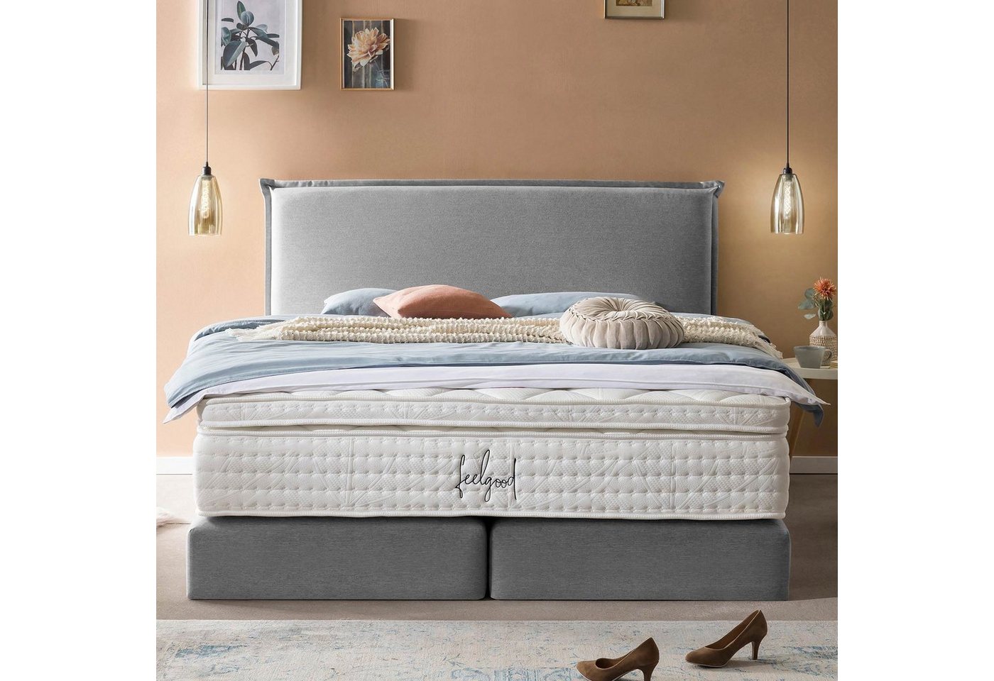 BettCo Boxspringbett London (in Hellgrau Webstoff, 140 x 200 cm), Zeitloses-Design mit Biese + optionaler Topper, Gleiterfüße von BettCo