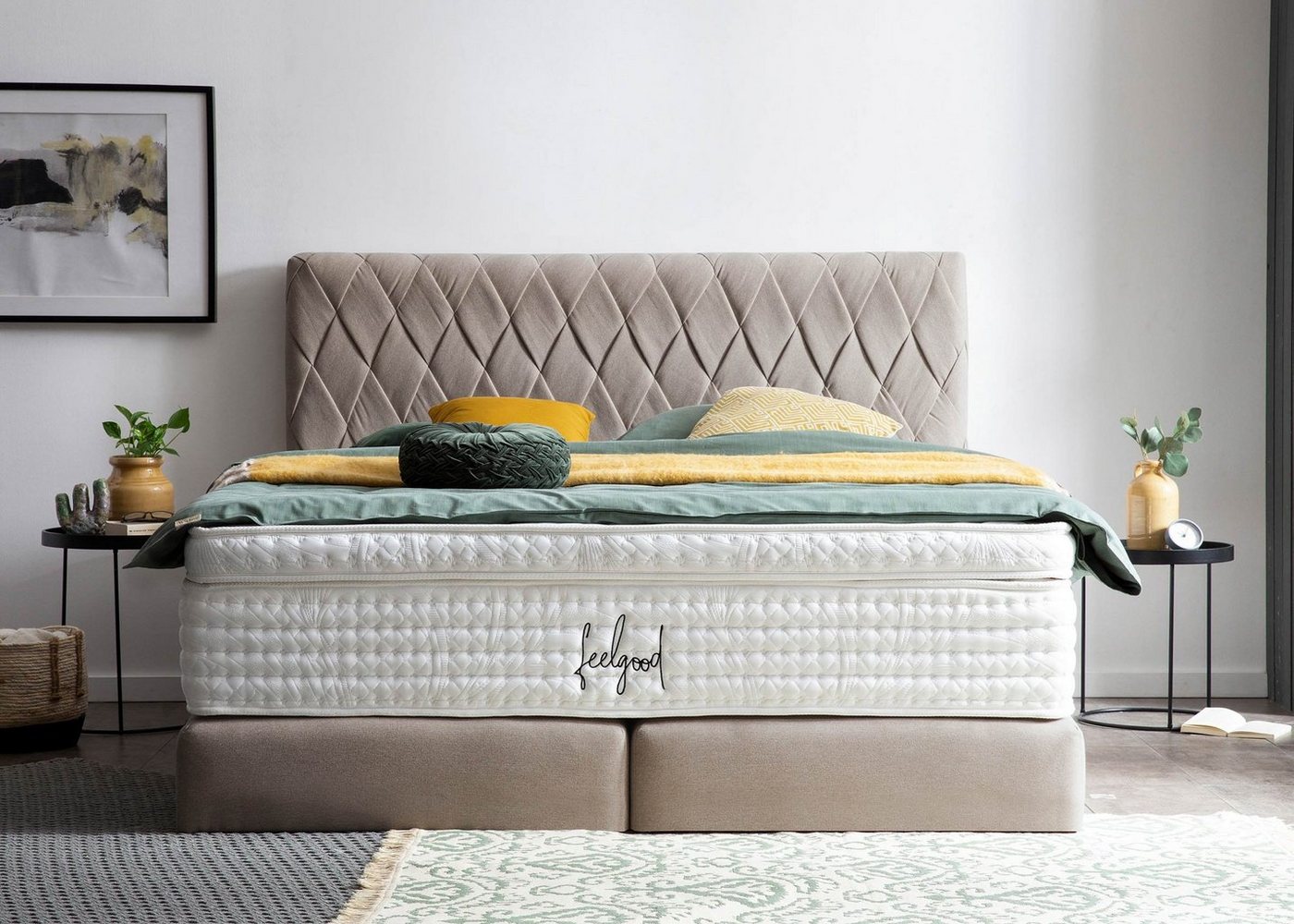 BettCo Boxspringbett Lyon (in Nougat Webstoff, 200 x 200 cm), Kopfteil handgeflochten + optionaler Topper, Gleiterfüße von BettCo