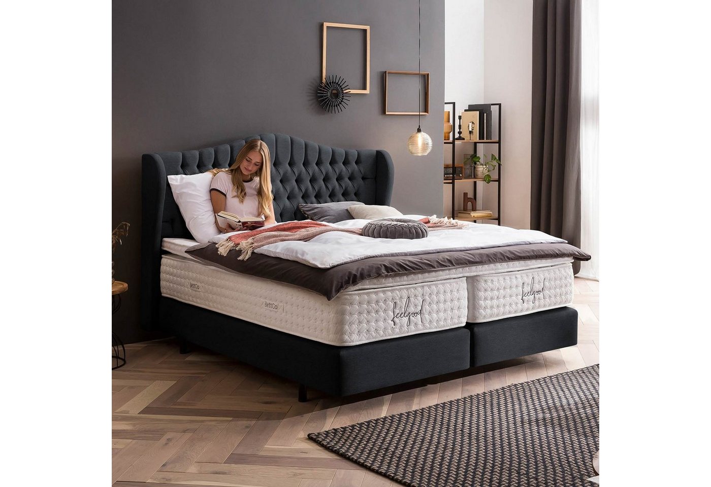 BettCo Boxspringbett Maison (200 x 200 cm), Chesterfield Design mit Ohren + optionaler Topper, Schwebeoptik von BettCo