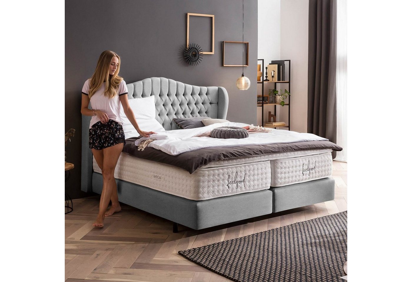 BettCo Boxspringbett Maison (in Hellgrau Webstoff, 200 x 200 cm), Chesterfield, Topper optional, Schwebeoptik von BettCo