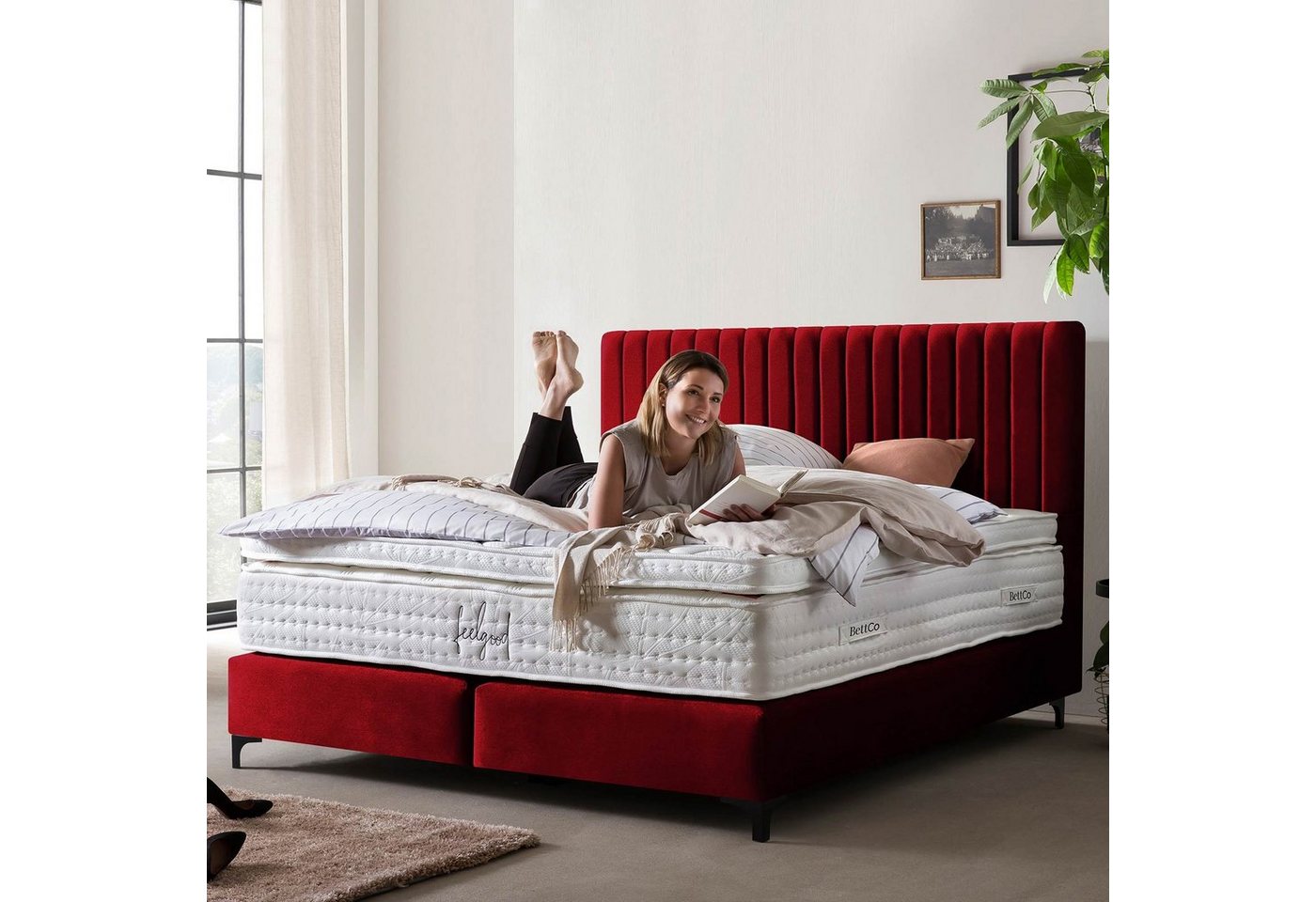 BettCo Boxspringbett Paris (in Rot Samt, 160 x 200 cm), Pfeifensteppung Design + optionaler Topper, Schwarze Metallfüße von BettCo