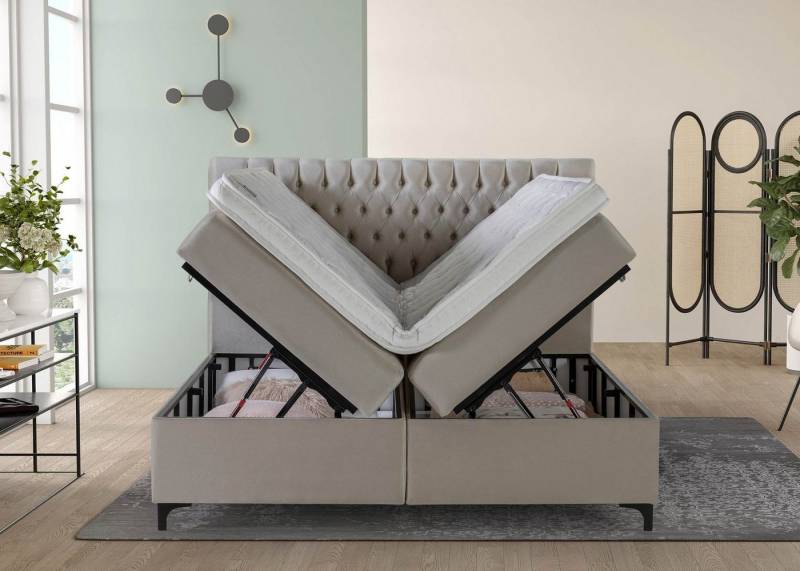 BettCo Stauraumbett Boxspringbett mit Bettkasten Vegas (in Samt Beige, 200 x 200 cm), Chesterfield Design, Metallfüße von BettCo