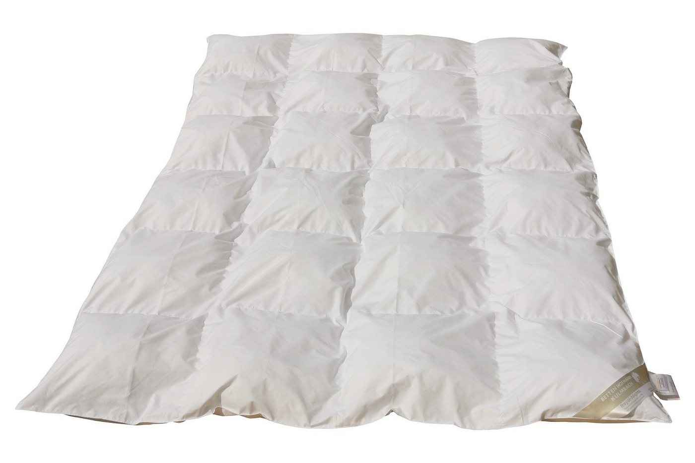 Microfaserbettdecke, Hofmann Basic Kassettenbett 4x6 Mikrofaser Steppbett Ganzjahresdecke, Betten Hofmann, Füllung: 1440 g silikonisierte Hohlfaserkugel (100% Polyester) von Betten Hofmann