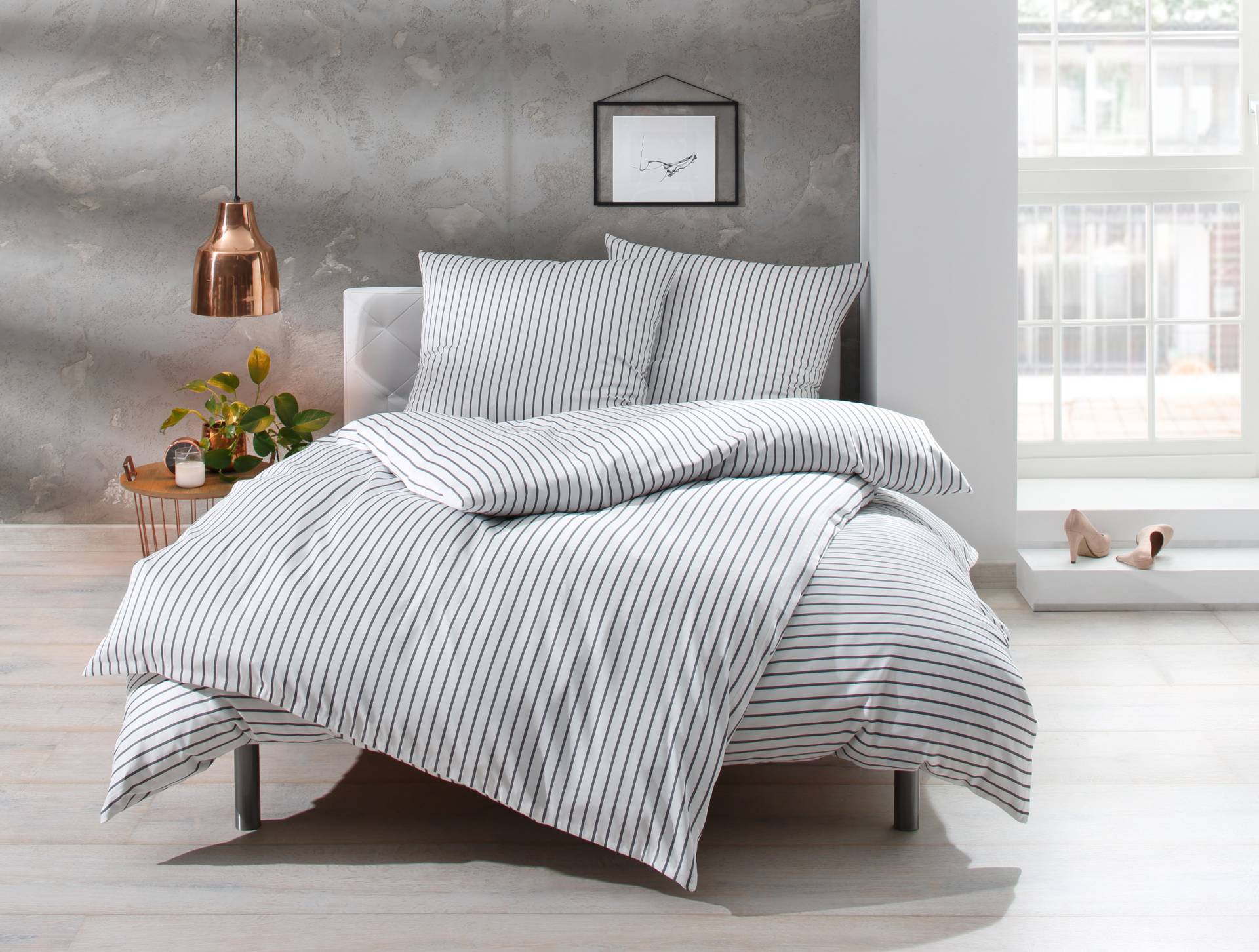 Bettwaesche-mit-Stil Mako Satin Streifen Kopfkissen „Den Haag“ grau weiß gestreift Kissen 80x80 Bettwaesche-mit-Stil Mako Satin Streifen Kopfkissen „Den Haag“ grau weiß gestreift Kissen 80x80 von Bettwaesche-mit-Stil