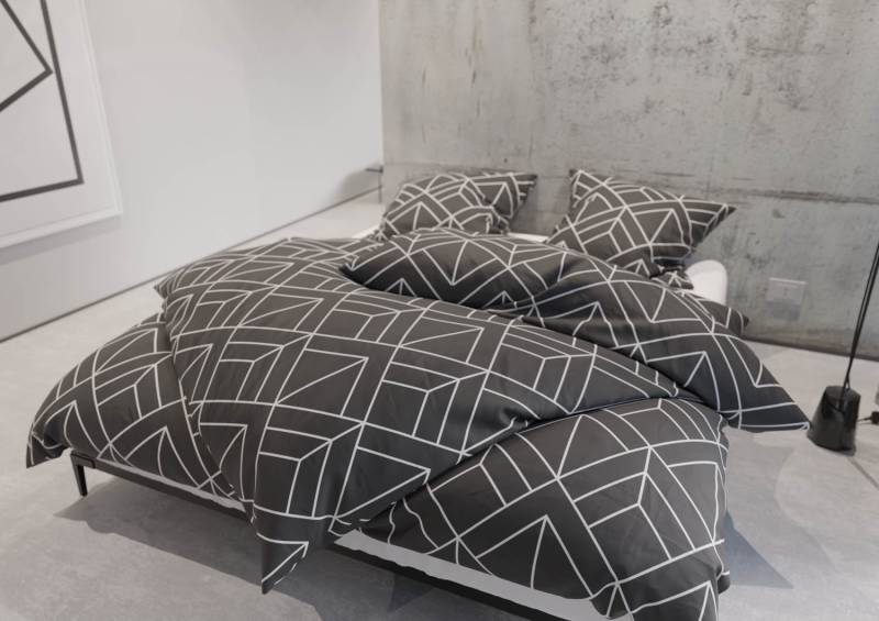 Mako Satin Bettwäsche Urban Geometric anthrazit 155x200 + 80x80 von Bettwaesche-mit-Stil