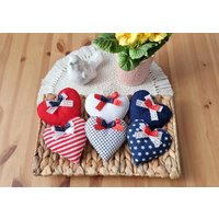 Bauernhaus Americana Patriotic 4Th Of Juli Dekor Bowl Fillerrot Inlett Stoff Herzen Herz Mini Ornamente von BettyHomeDecor