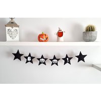 Boo Girlande Black Star Halloween Glow in The Dark Dekoration Geister Kamingirlande Geistergirlande von BettyHomeDecor