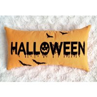 Halloween Kissen Goth Wurfkissen Niedlich Deko Bauernhaus Dekor Artikel von BettyHomeDecor