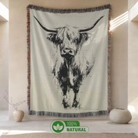 Highland Cow Woven Blanket - 100% Cotton Western Decor Rustic Farmhouse in Neutral Colors Boho Wall Hanging Highland Cow Woven Blanket - 100% Cotton Western Decor Rustic Farmhouse in Neutral Colors Boho Wall Hanging von BeyondDesignForYou