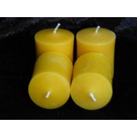 100% Bienenwachskerzen - 4 Kleine Stumpen 5, 5 cm Hoch X 4, 5 von Bienenhexe