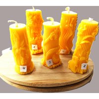 100% Bienenwachskerzen - Stumpenkerzen in Antikem Stil von Bienenhexe