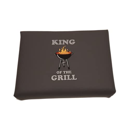 BierEx Bierkisten Sitzkissen King of The Grill aus Kunstleder - Kissen für Getränkekisten - grau von BierEx