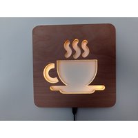 Kaffee Holz | Buche Led Wandbild, Cafe Beleuchtung Deko, Nachlict, 23cm X 23cm, Usb-C von BigHeadWood