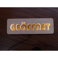 Led Geöffnet Schild, Wandbild, Beleuchtung Deko, Nachlicht, Usb-C, 37 cm X 12.5 cm, Usb-C Led Geöffnet Schild, Wandbild, Beleuchtung Deko, Nachlicht, Usb-C, 37 cm X 12.5 cm, Usb-C von BigHeadWood