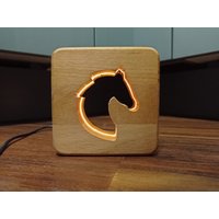 Pferd Holz Deko - Led Nachtlicht Tischlicht Usb-C von BigHeadWood