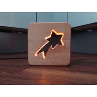 Weihnachtstern Deko Holz Led Nachtlicht/Tischlicht - Weihnachtsdeko Christmas Deco Lamp Nachlicht Tischlicht- Usb-C Weihnachtstern Deko Holz Led Nachtlicht/Tischlicht - Weihnachtsdeko Christmas Deco Lamp Nachlicht Tischlicht- Usb-C von BigHeadWood