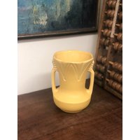 Jahrgang Mcm Retro Art Deco Gelb Matt Pflanzer Keramik Vase Mid Century Modern von BigWhaleConsignment