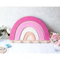 Mädchen Wandgarderobe, Kinderzimmer Dekor, Regenbogen Baby Kleiderbügel, Geburtstagsgeschenke Für Kinder, Personalisierte Kleinkind Wandhaken von BigWoodiShop