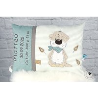 Persönliche Und Einzigartige Namenskissen Mit Otter in Grün-Beige Zur Geburt Taufe 2 von BiggisDesign