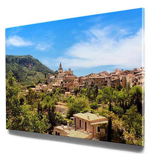 Einfach schönes Mallorca Bild auf Leinwand, Valldemossa als 120x60cm großes XXL Leinwandbild. Wandbild als Hintergrund und Deko für Wohnzimmer & Schlafzimmer. Aufgespannt auf Holzrahmen von BilderKing